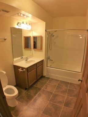 Photo - Lindbergh Apartment! Unit 1