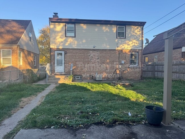 Photo - 1542 Shirley Dr