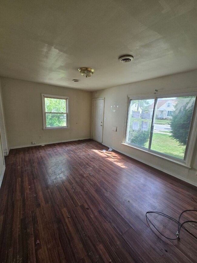 Photo - Cozy 3 bedroom single family home | one le...