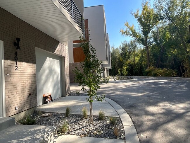 Photo - 4012 Burch Creek Dr