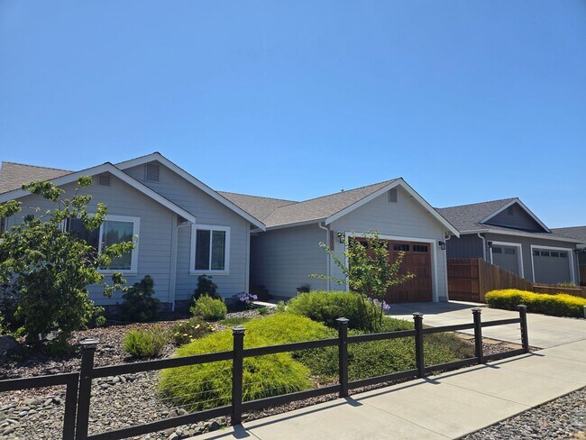 Photo - Pets considered! Recently constructed McKi...