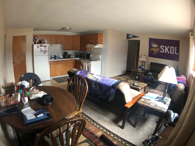 2br Kitchen/Living Room