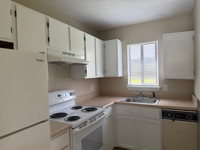 Photo - CountryPlace Townhomes off Lakeside Drive