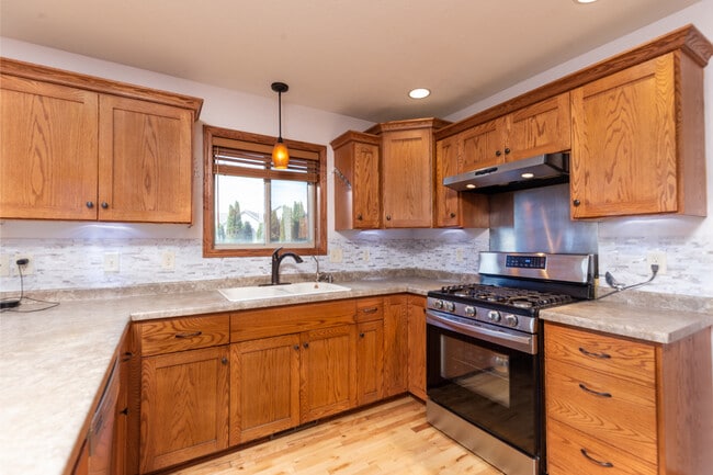 Photo - 6311 Fairway Dr NW