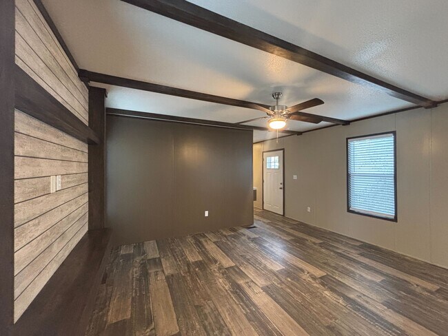 Photo - 1612 N 6th St