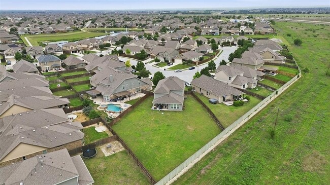 Photo - 165 Carlina Lp