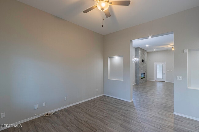 Photo - 14641 Ciambriello Ave