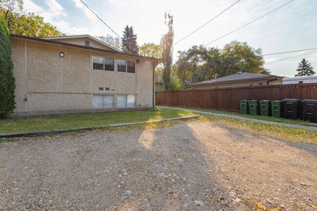 Photo - 6203-6122 122 Ave NW Unit 3