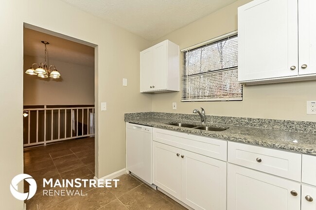 Photo - 7045 Birling Dr