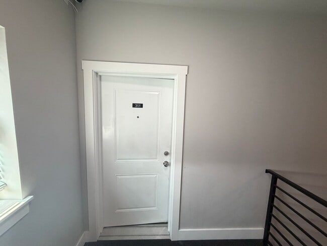 TAC T 7624 Pacific Ave (cot)