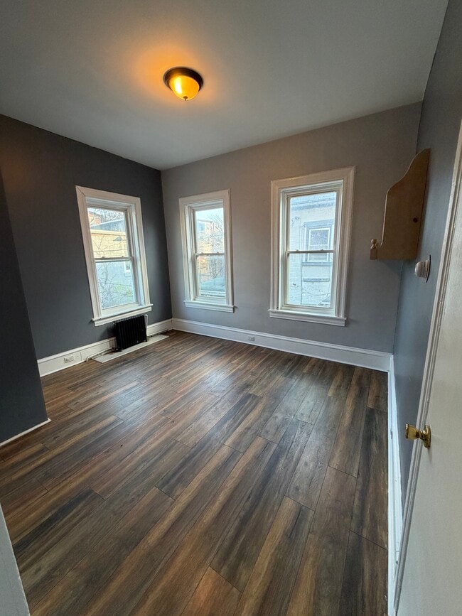 Photo - Woodward Apts Unit 415-2