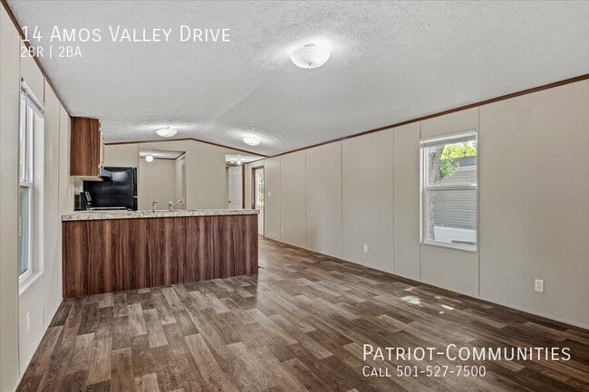 14 Amos Valley Dr