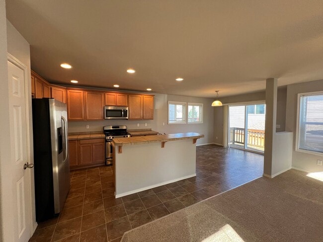 Photo - Lovely South Hill Home!