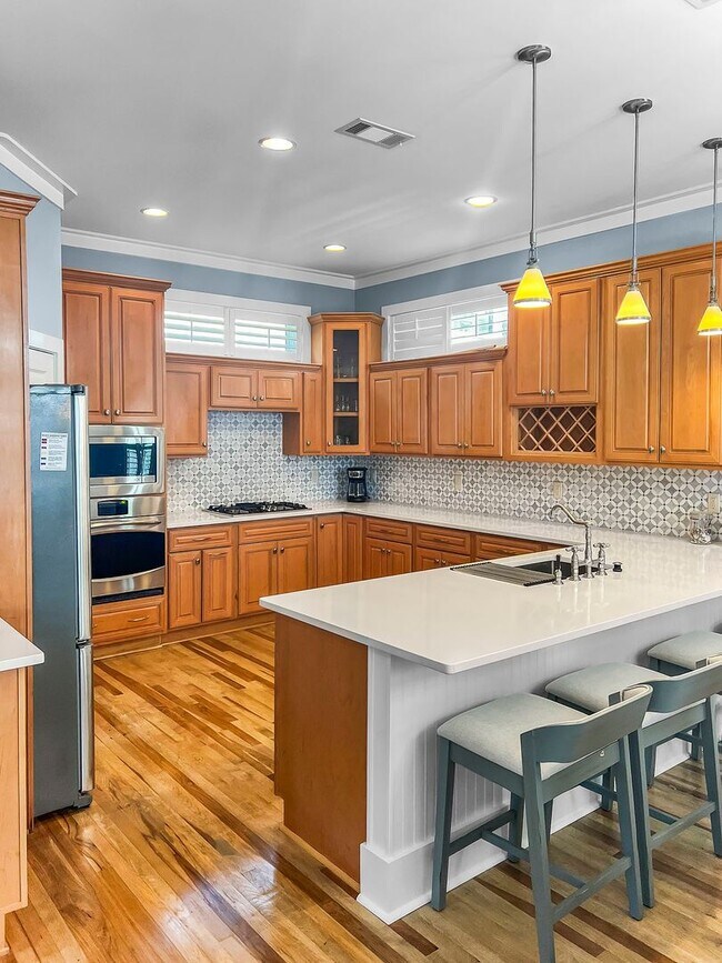 20 Sawgrass Ln