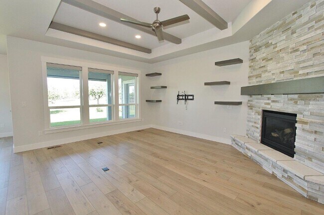 Photo - Immaculate Single-Level Home in Reveille de Valor