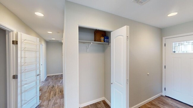 Photo - 3206 Thunder Rd