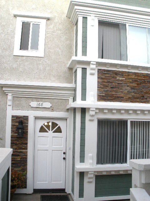 Photo - 168 Manhattan Ave Unidad 168 Manhattan Ave - Townhouse