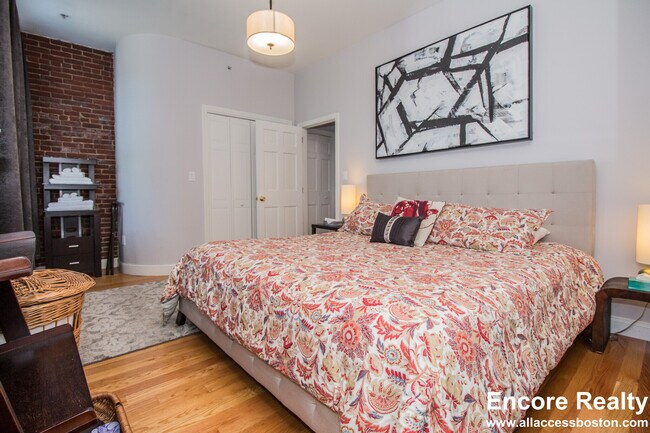 7 Harvard Square Unidad 3B