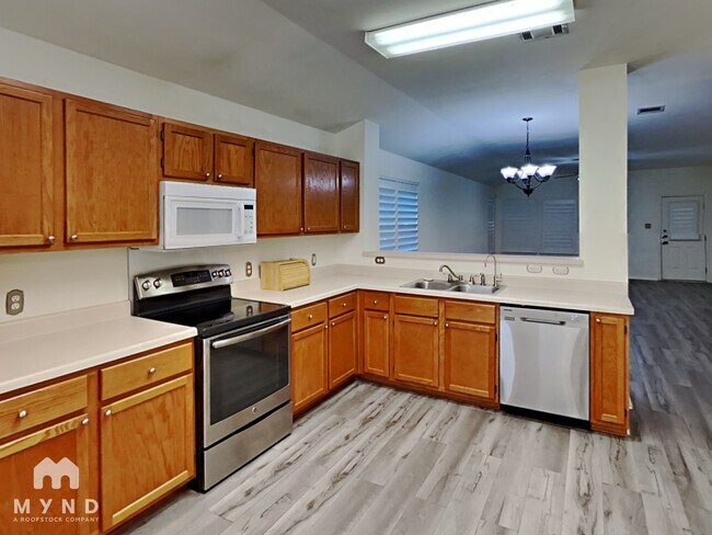 Photo - 4611 Echo Lake Dr