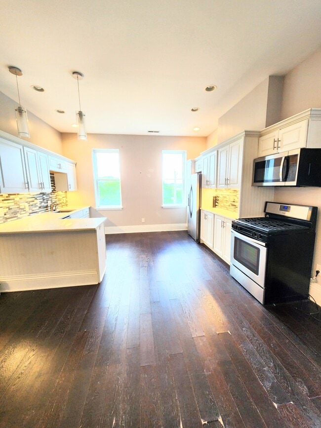 6064 Butler St Unit 2