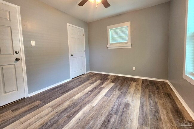 Photo - 901 Lucerne Ave