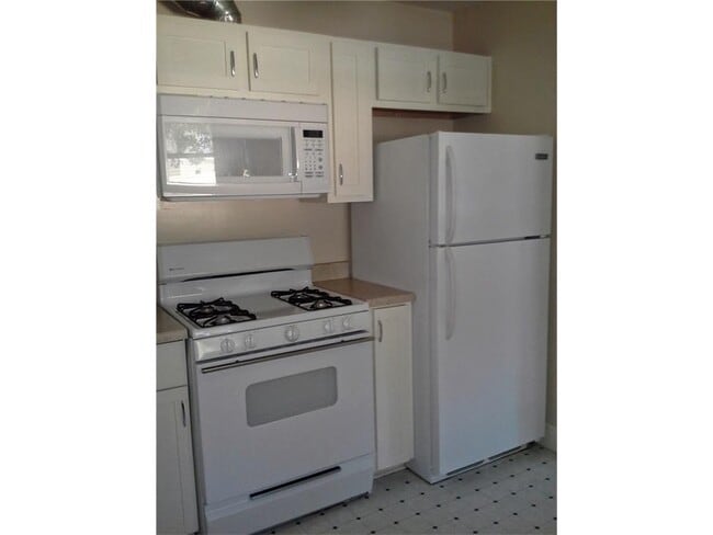 Photo - 1000 E 44th St