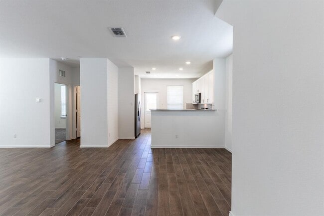Photo - 308 Redonda Dr