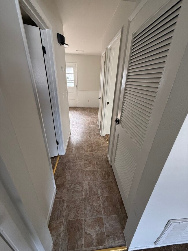 Photo - 2714 Center St