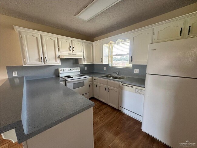 Photo - 15 Hibiscus Ave Unit 2