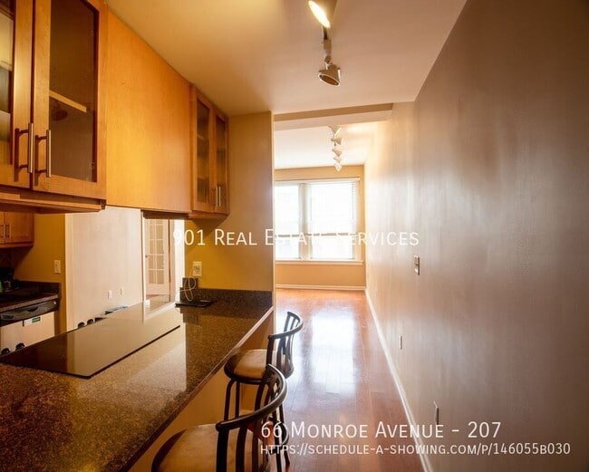 Photo - 66 Monroe Ave