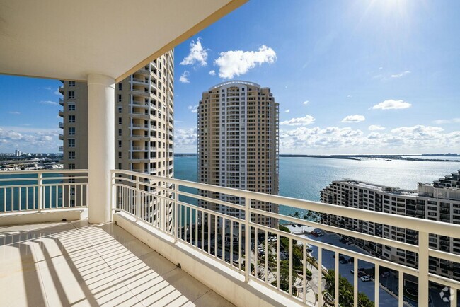 Building Photo - 888 Brickell Key Dr Unit 2611 Rental