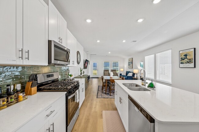 Photo - 1940 Velvet Oak Ln