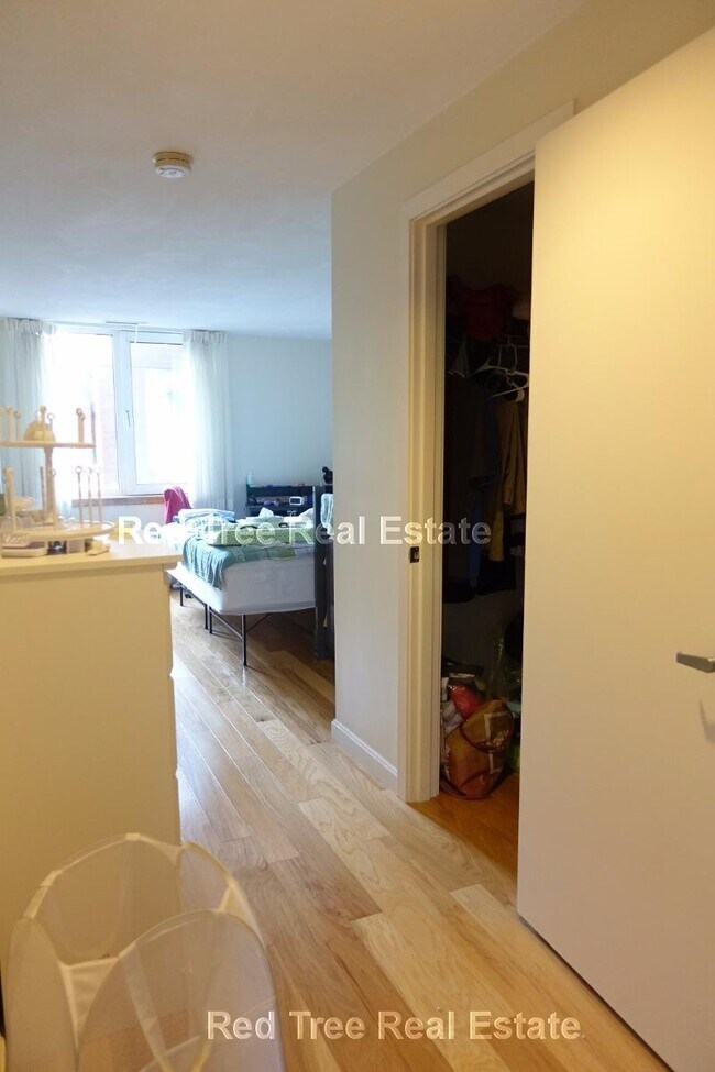 Photo - 40 Townly Rd Unit 3