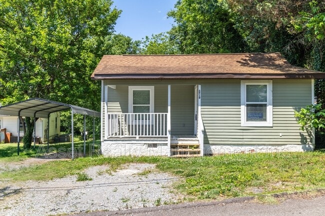 Photo - 1715 Fay St