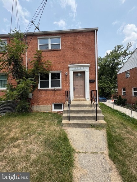 Building Photo - 6212 Carters Ln