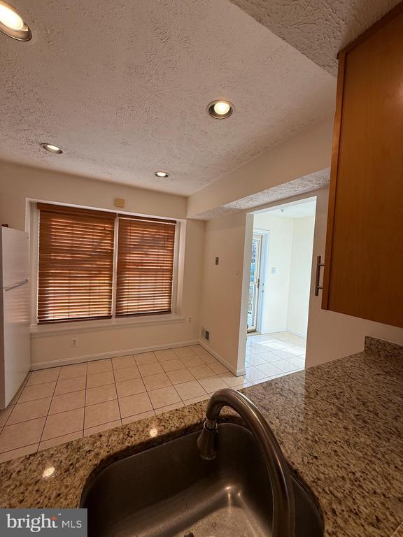 Photo - 5719 Independence Cir