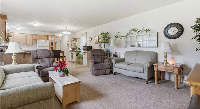 Photo - 19141 Joselyn Rd SW