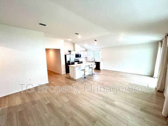 Photo - 1046 Panther Lk Pkwy