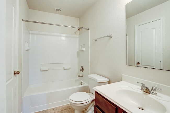 Photo - 25806 Westbourne Dr