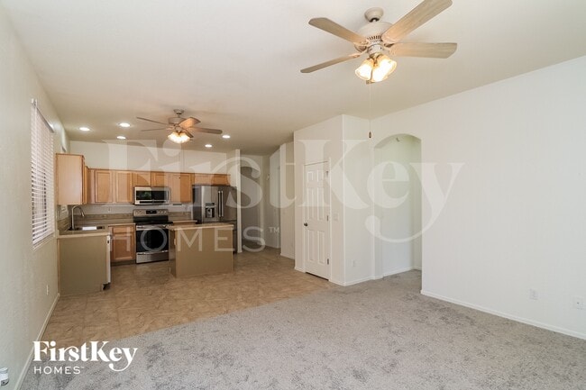 Photo - 2715 E Carson Rd