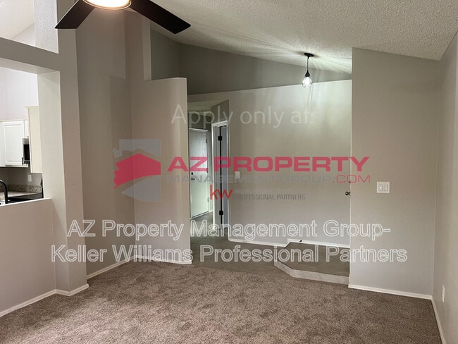 Photo - 3837 W Elgin St