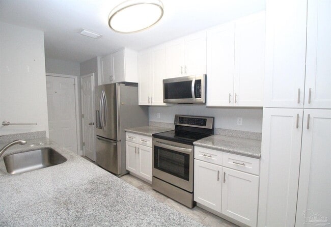 Photo - 388 Mirabelle Dr