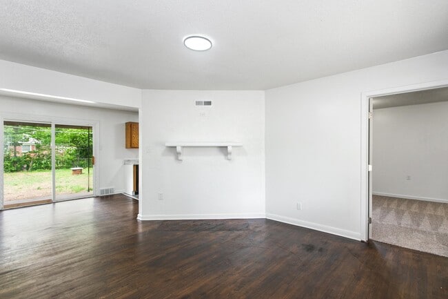 Photo - 2807 S Pattie St