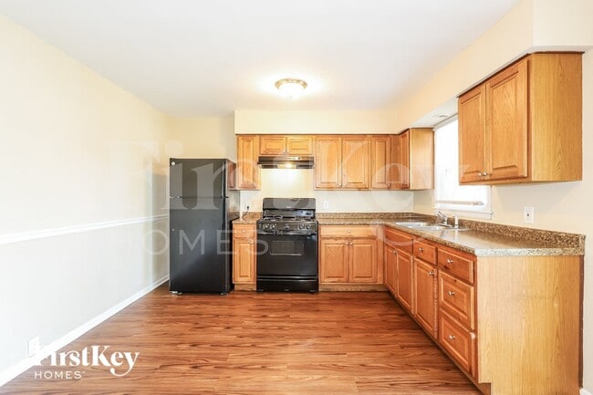 Photo - 723 Fulton Ave
