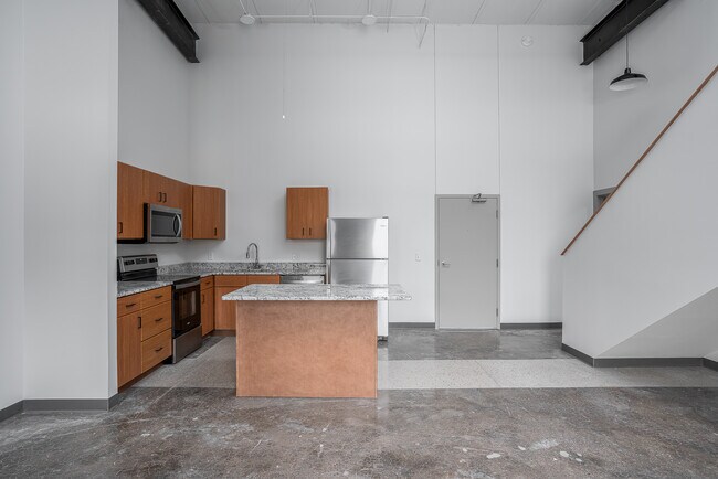 Unit 109 - 2BR, 2BA - 979SF