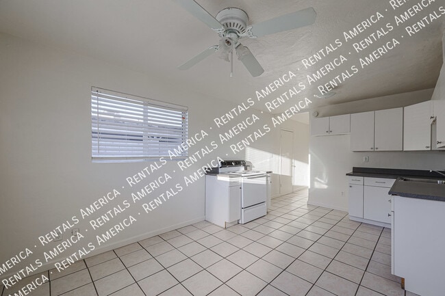 Photo - 8835 N 28th Ave