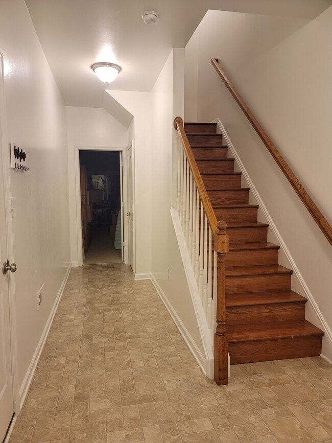 Photo - 3 bedroom 2 1/2 bath Townhouse in Bayberry