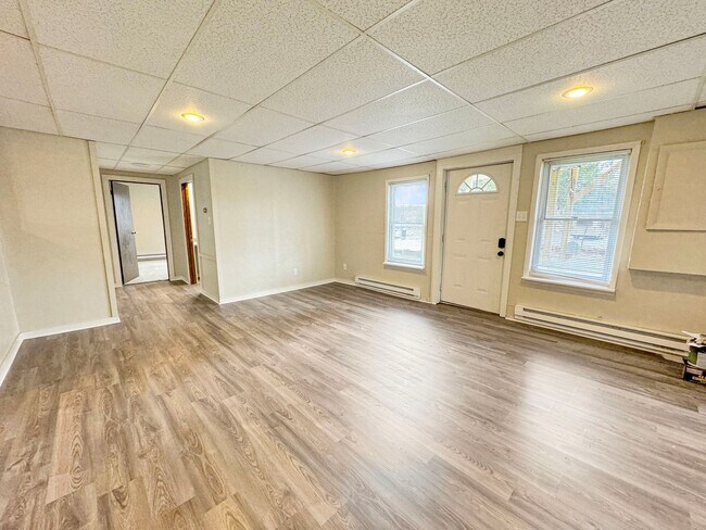 Photo - 200 Danis St Unidad 1st Floor