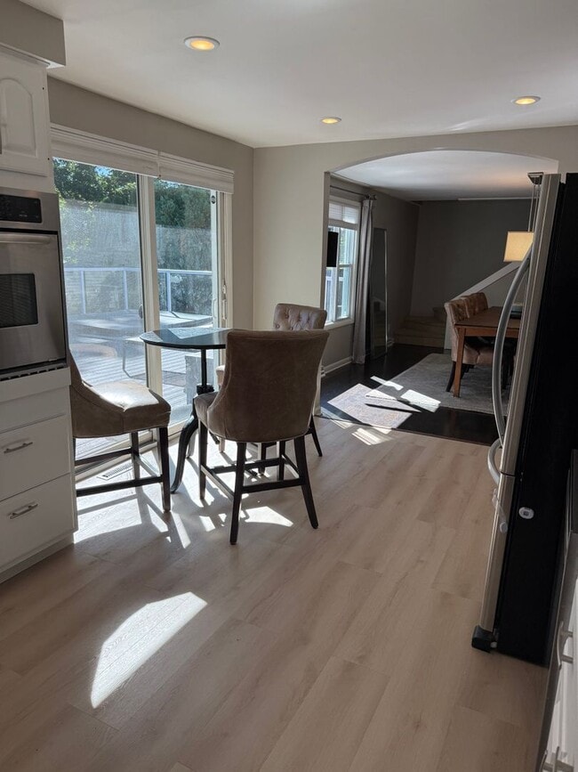 113 Jewell Dr