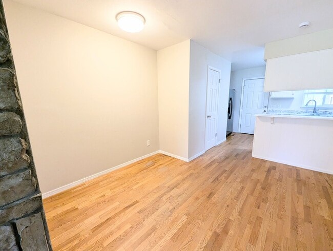 Photo - 2 Bedroom in Great Location